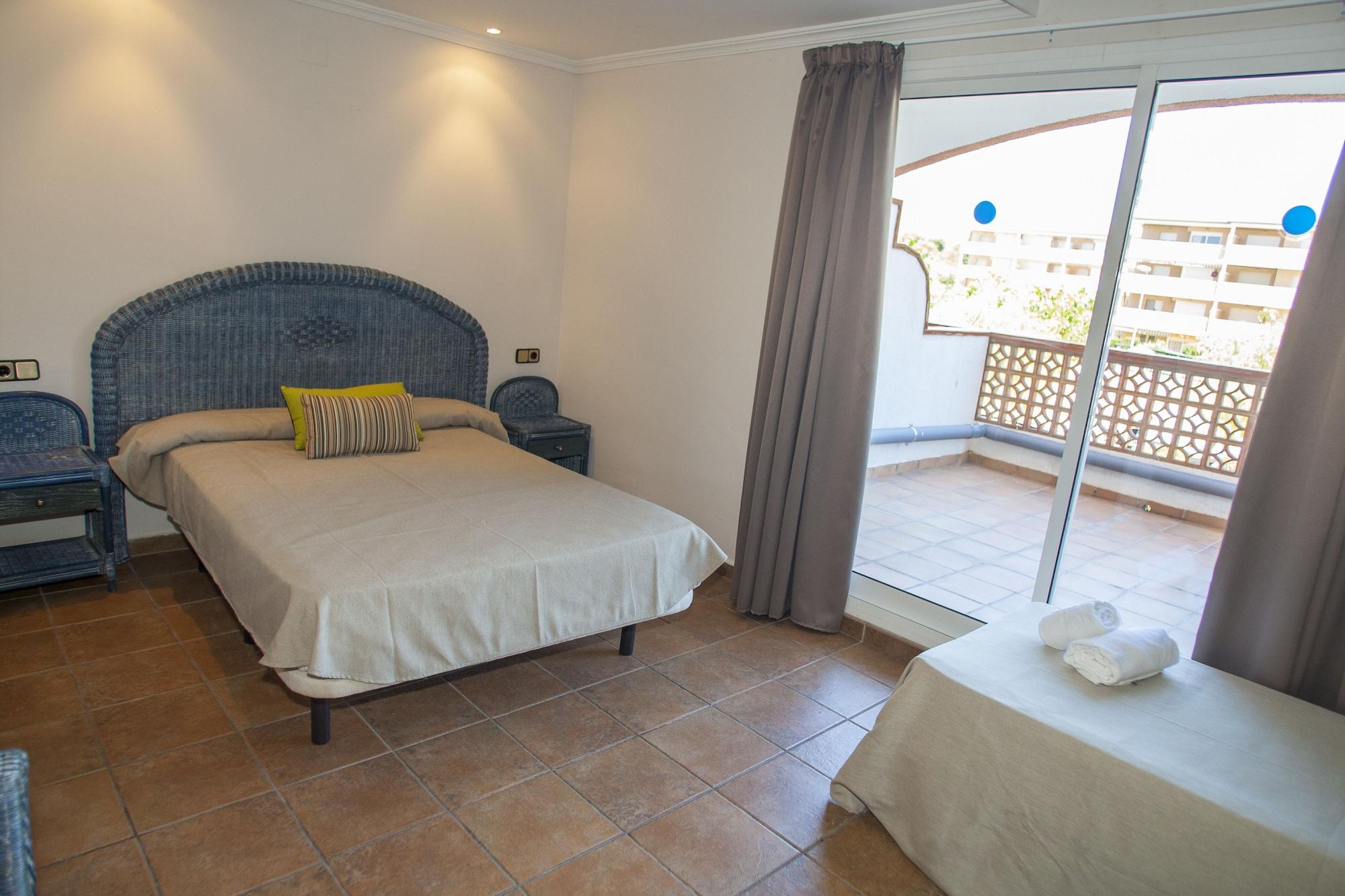 Hotel Comarruga Platja Ngoại thất bức ảnh