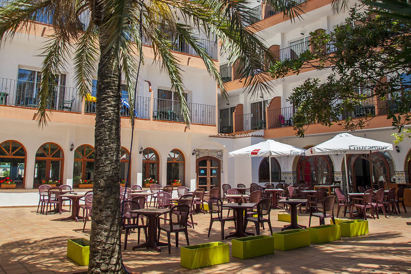 Hotel Comarruga Platja Ngoại thất bức ảnh