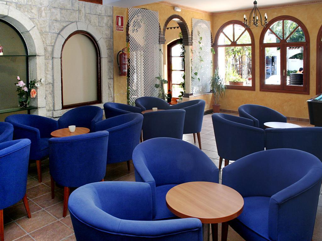 Hotel Comarruga Platja Ngoại thất bức ảnh