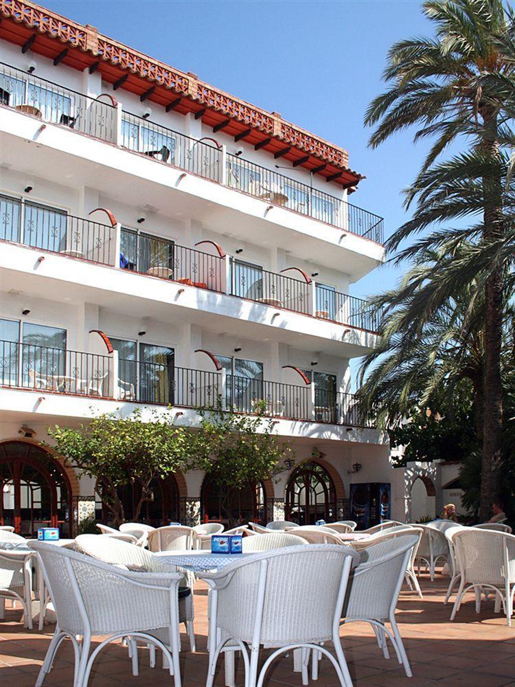 Hotel Comarruga Platja Ngoại thất bức ảnh