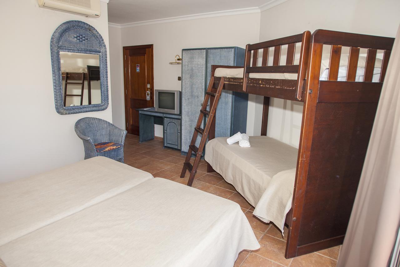 Hotel Comarruga Platja Ngoại thất bức ảnh